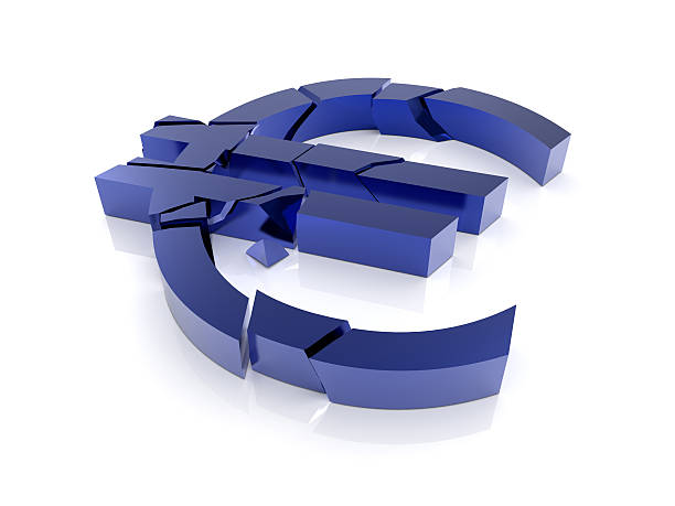 EUR/USD chịu áp lực bán tháo - Rủi ro từ thỏa thuận thương mại mới