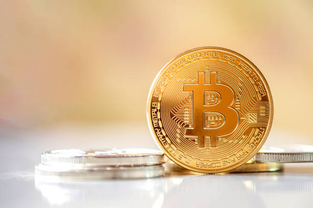 Giá Bitcoin tăng trở lại trên 120,000 USD