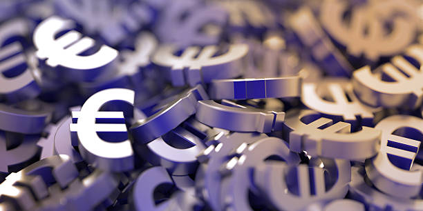 EUR/USD giảm mạnh sau khi phá vỡ hỗ trợ quan trọng