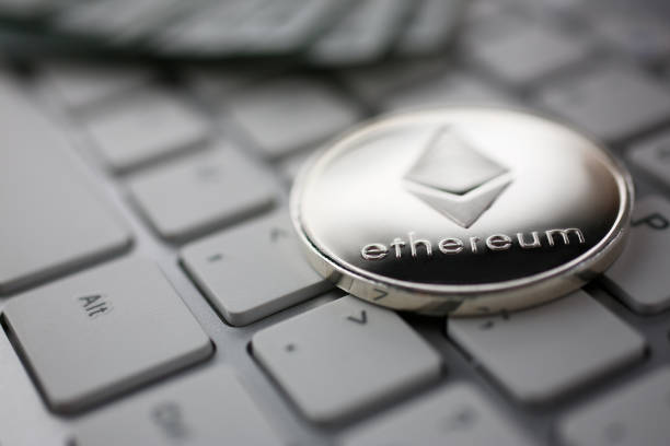 Động lực của Ethereum cho thấy mùa Altcoin đang đến gần