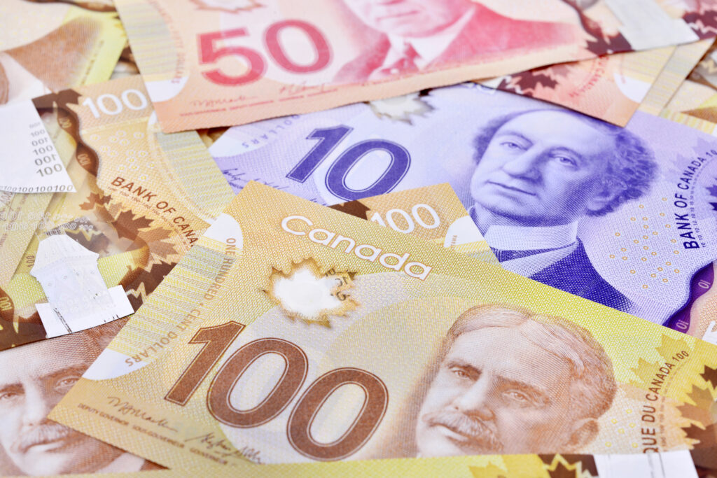 EUR/CAD đạt đỉnh trung hạn trước thềm dữ liệu việc làm Canada